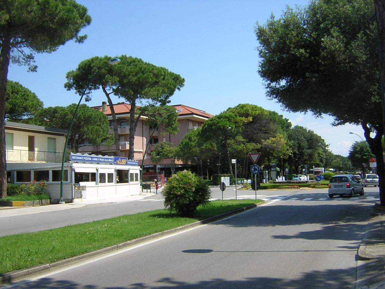 Cond Primavera Lignano Sabbiadoro Esterno foto